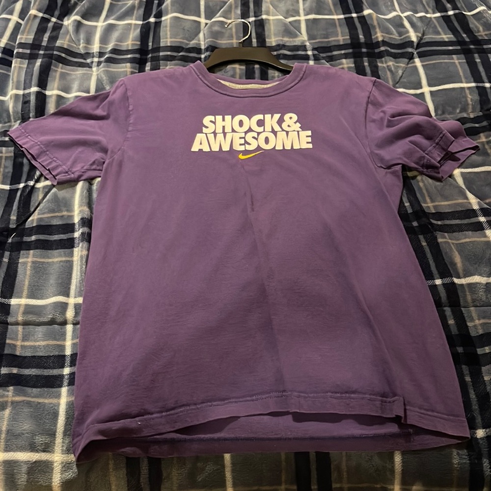 Nike tee shirt